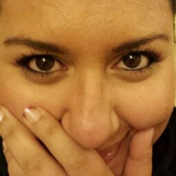 Meet your Posher, Talyssa - Picture 1 of 1